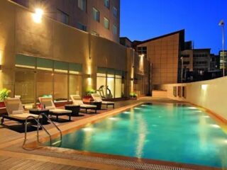 b gslsyqzn4jolih4 1vlxuzxavxvacj